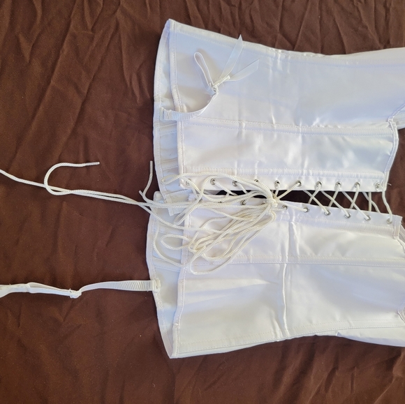 Frederick's White Satin Corset - Size: Large - Picture 2 of 5